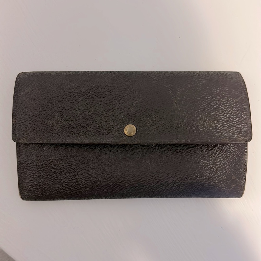 LV wallet for sale